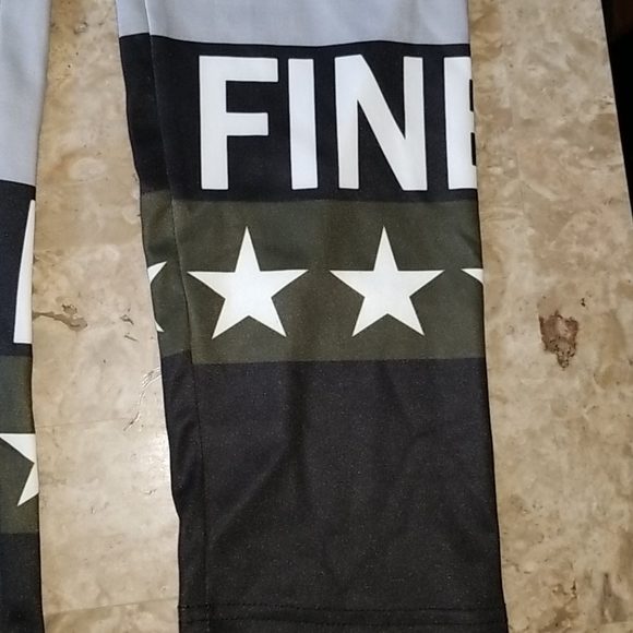 Two Piece Set - Picture 7 of 7